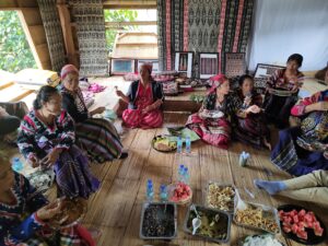 group image of people eating